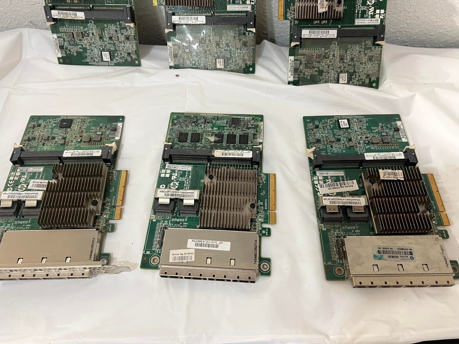 Ais Raymarine Controller RAID HP Smart Array P822 Con 2GB FBWC – Ricambio Per Server! Raid Controller 2gb Fhwc - Foto 3