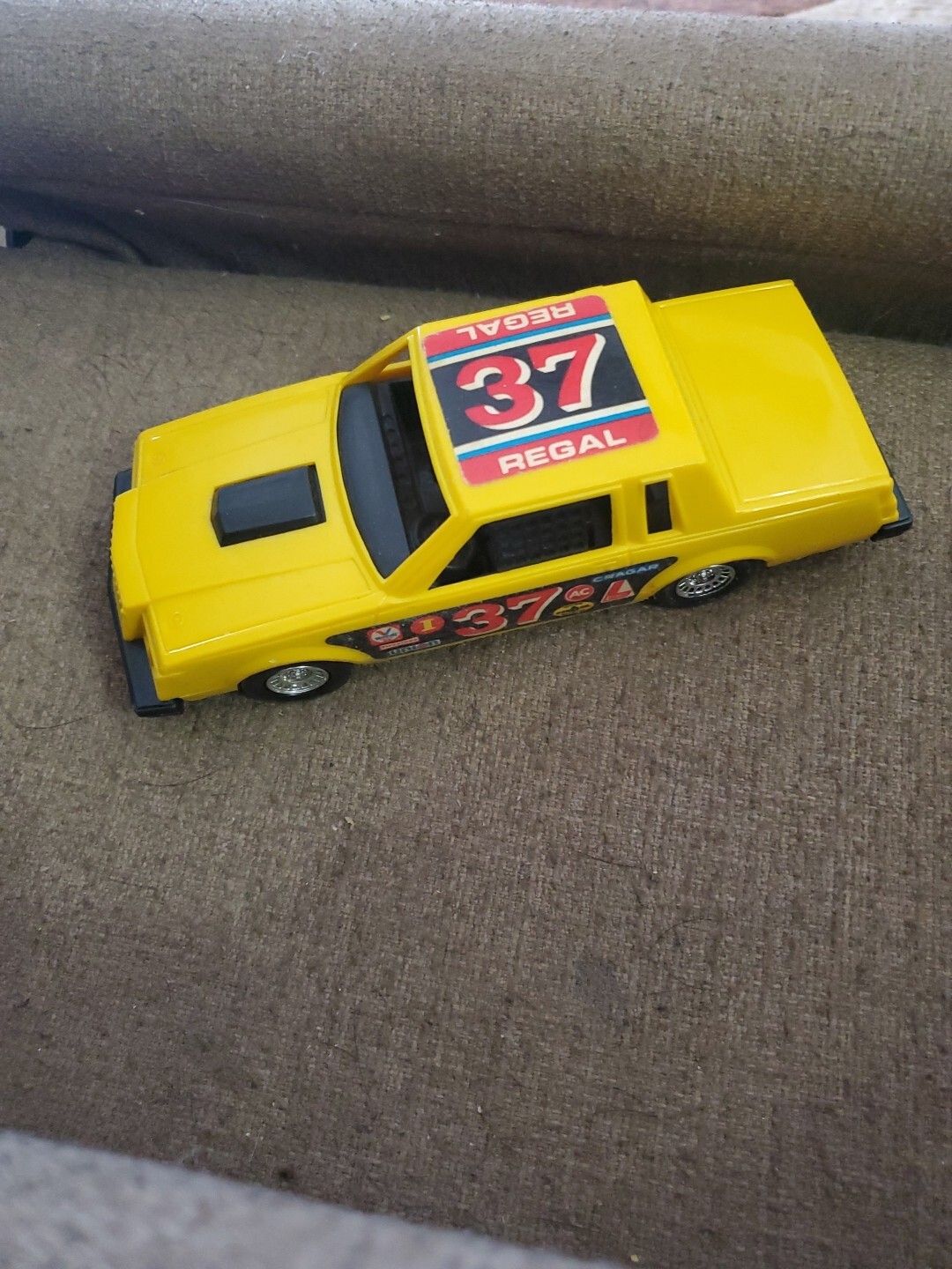 Picture 1 of 3