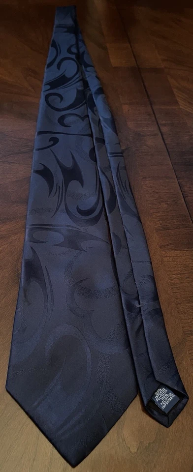 Vintage David Taylor Black 100% Imported Polyester Men’s Neck Tie Made In USA - Image 3 of 4