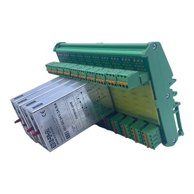 E-T-A Stromverteiler SVS1-08-L4-S1-E0-C1 mit 4x ESS1 3A/6A Schutzschalter 24V DC