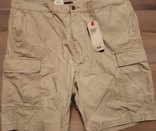 Levi's Men's Cargo Carrier Shorts Multi Pocket Shorts Beige 42W
