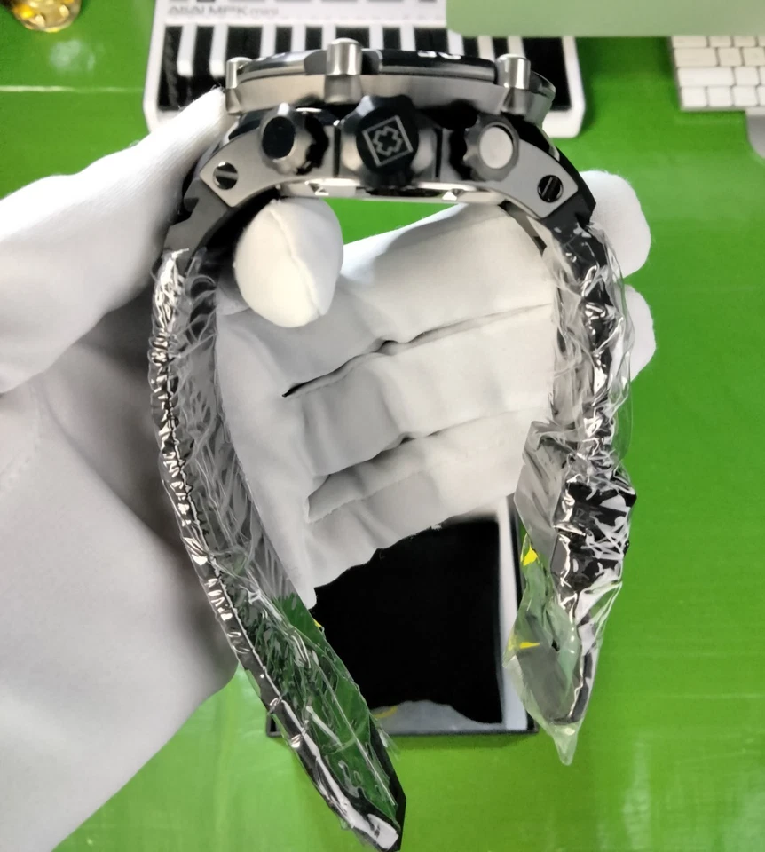 Reloj Invicta Subaqua Cuarzo Cronógrafo Hombre Negro SS Alum 48547 Banda Silicona WR200M Foto 4 de 4