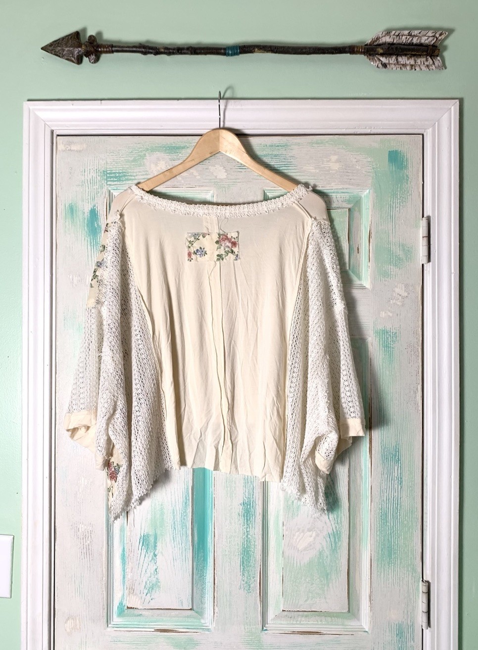 POL Off White/Eggshell Lace Patchwork Oversized B… - image 6