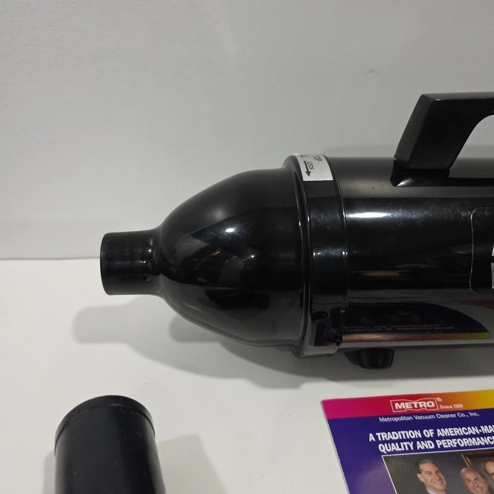 Metro Vac N Go 500 Handheld Vacuum Cleaner With New Bags Adapter With Paperwork! - Image 2 of 4
