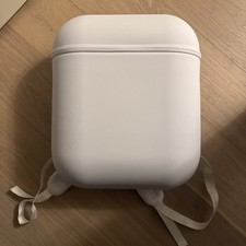 BRAVEST STUDIOS - AIRPACK  AIRPOD  BACKPACK  WHITE