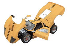 EXOTO 1/18 Ford GT40 Mk.IV 1967 Le Mans Shelby American Yellow