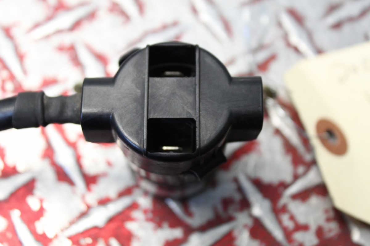 S.tarrkk.*・ Amazon.com: Sea-Doo New OEM Front Storage Bin Kit, Spark