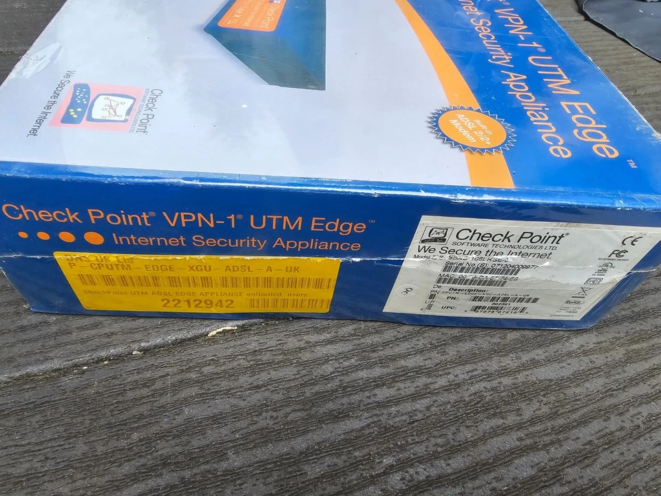 Check Point Utm-1 Edge X VPN-1 Internet Security Appliance Sbx-166lhge-5 - Image 2 of 4