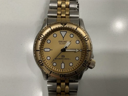 Seiko Diver’s 200m 5H26-7A10 Quartz Watch English Day Vintage