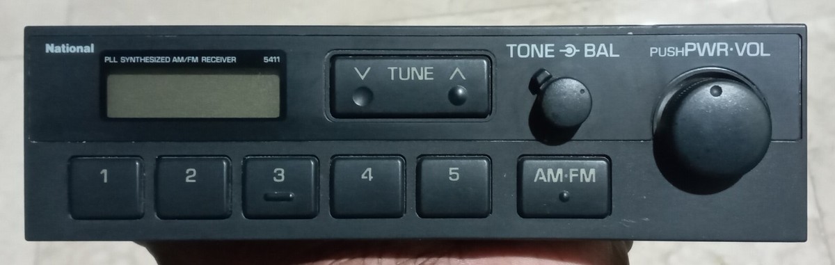 ラジオ・コンポ NATIONAl stereo sound Center S-100N National 5411 car Receiver and 5826 cassette stereo player