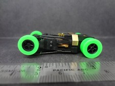 Auto World XTraction Ultra-G Complete Chassis Ready To Run GREEN TIRES ELECTRIC