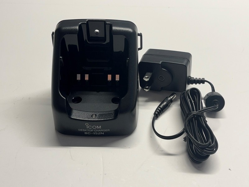 Icom BC-152 Desktop Charger BC152N- M88/F60 UHF VHF Two Way Radio NEW