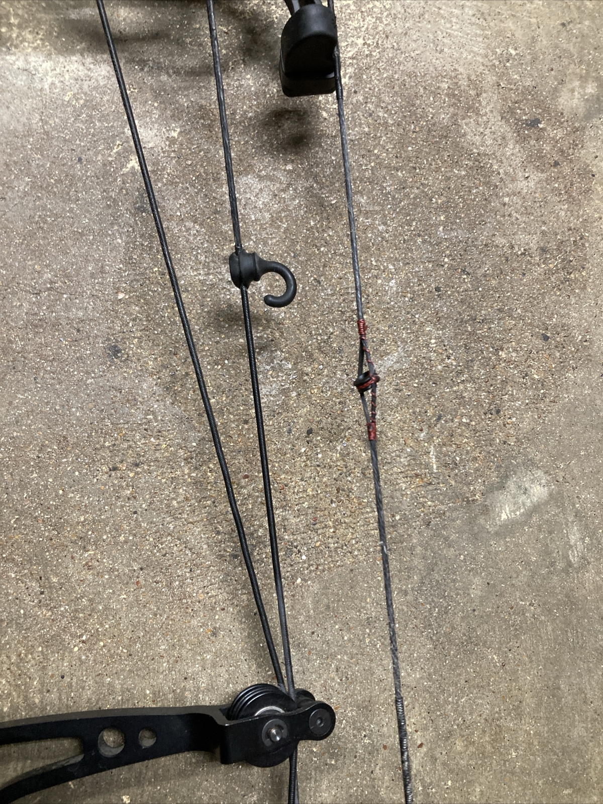 Mathews Z3 Compound Bow 30/70 Missing Sights eBay