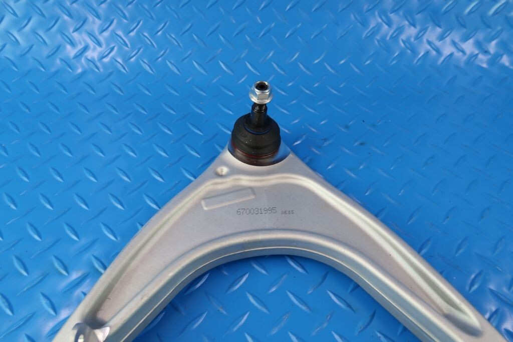 Maserati Levante left front upper & lower control arms #11243