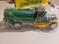 VINTAGE 1996 USA made, BP TANKER TRUCK BANK, DIE CAST METAL, SCALE MODELS (V.23)