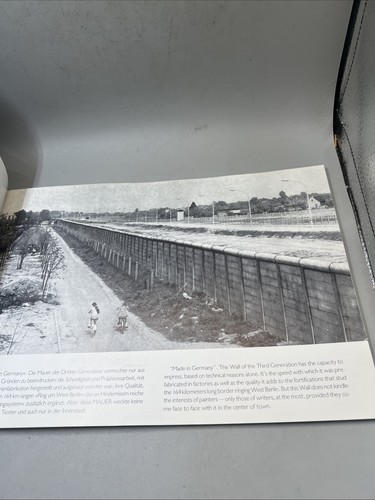 Die Mauer spricht / The Wall speaks (English and German Edition) - Picture 13 of 19