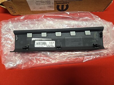 2008 2009 2010 Jeep Commander Sport Instrument Panel Dash