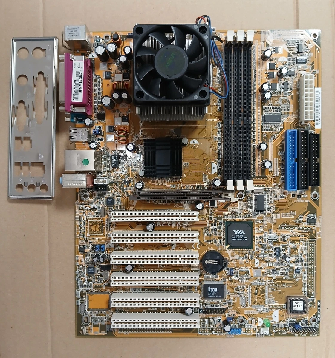 ASUS A7V8X v1-04 Socket A 462 DDR AGP Motherboard