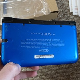 Nintendo 3DS XL Handheld System - Blue/Black USA In Box CiB With Charger