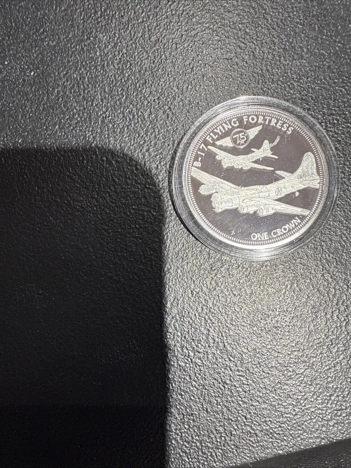 2016 Queen Elizabeth 2 Tristan Da Cunha Proof One Crown B-17 Flying Fortress - Image 2 of 2