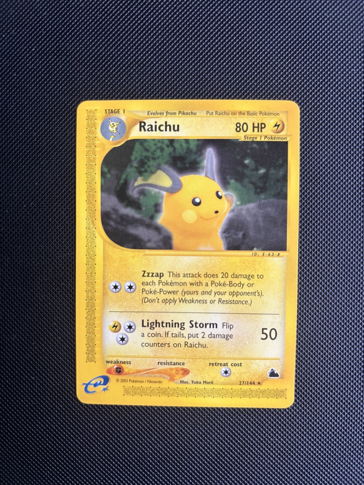 Pokemon Card Skyridge E Series Raichu 27/144 WOTC Near Mint NM