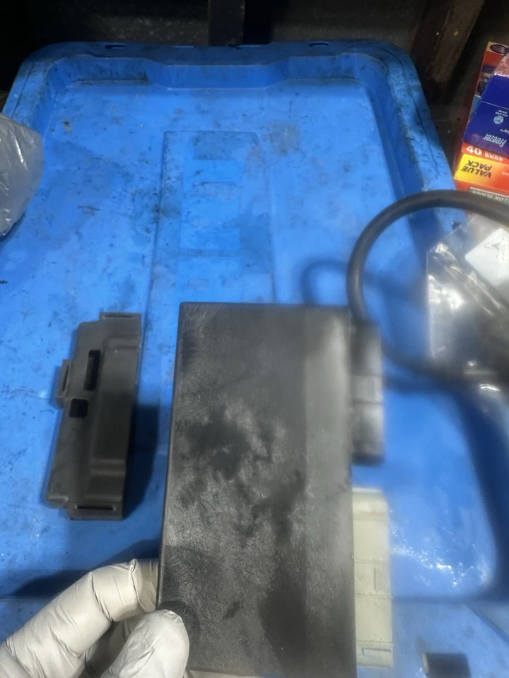 01-06 CAJA MÓDULO INFORMÁTICO HONDA CBR600 F4I OEM ECU CDI ECM 01 Foto 3 de 4