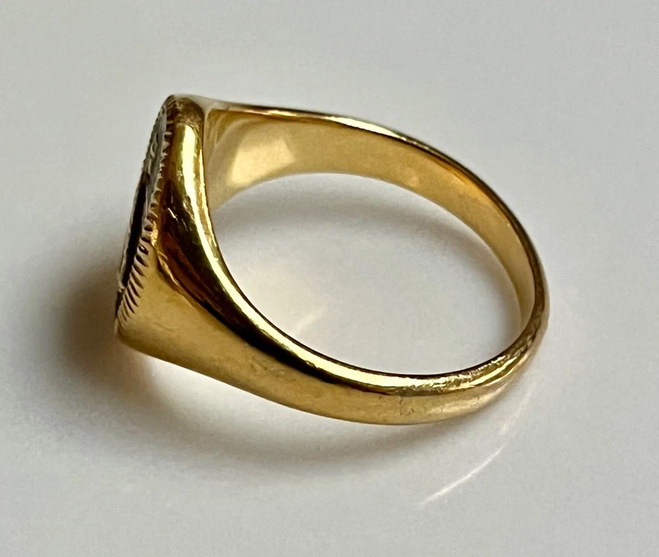 Anillo Miansai para hombre - Ma'at oro vermeil y esmalte salvia talla 10 precio de venta sugerido por el fabricante 185 USD Foto 4 de 4