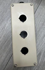 IDEC FB Control Box Enclosure 3-Hole Operator Station Panel