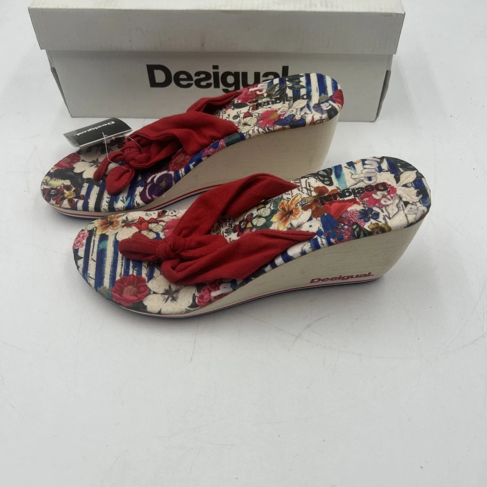 Sandálias femininas Desigual 38/7 praia Zaza plataforma anabela floral vermelha - Imagem 3 de 4