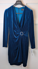 NWT BETSY  ADAM Blue Long Sleeve Velvet Dress SZ 4 V-Neck Side Embellishment