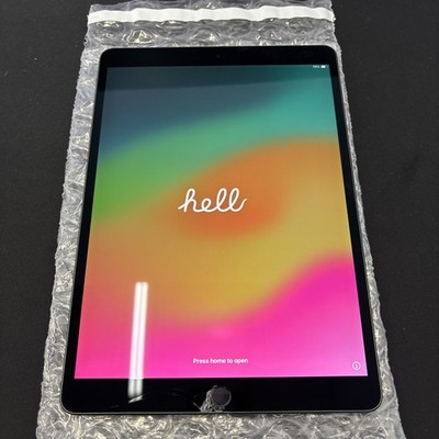 Apple iPad Air (3rd Generation) Wi-Fi, 64GB, 10.5 in - Space Gray