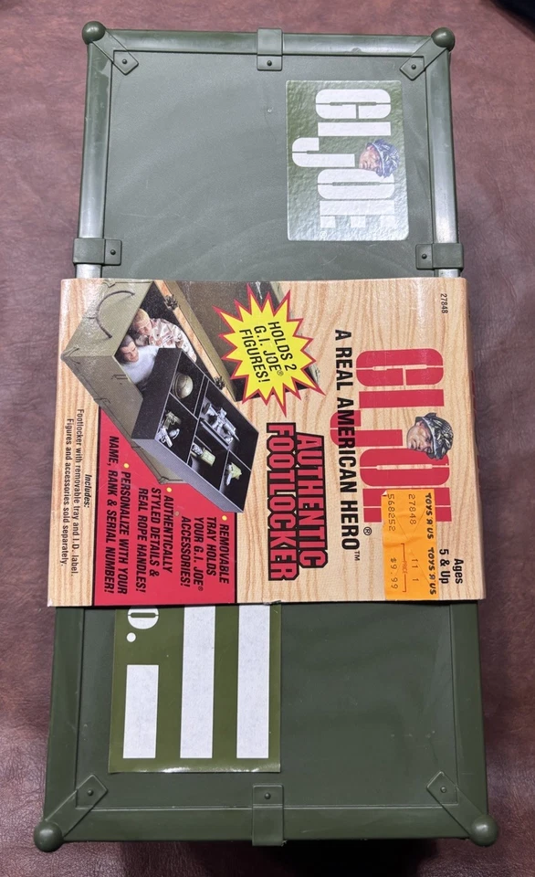 Hasbro 1996 GI Joe Auténtico Footlocker Sostiene 2 - 12" Figuras GI Joe NUEVO DE COLECCIÓN Foto 2 de 3
