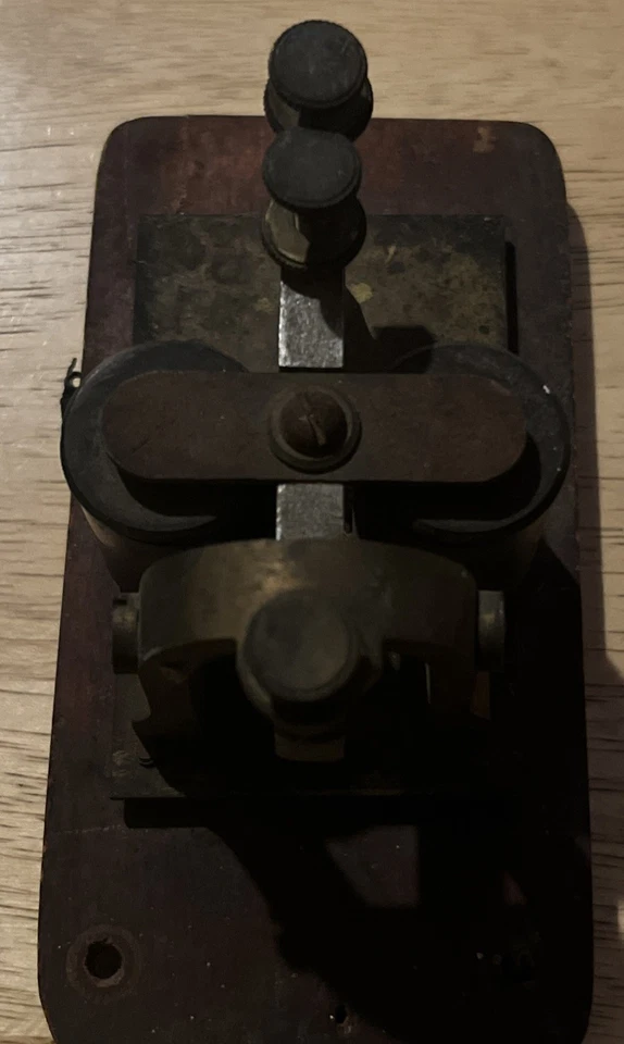 Antique J.H. Bunnell & Co New York Railroad Telegraph Key Sounder Wood Base - Image 2 of 4