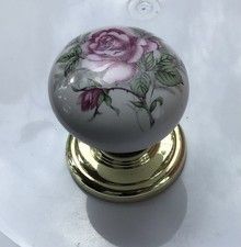 2  x  FLORAL CERAMIC CUPBOARD/DRAWER HANDLES WITH BACKPLATES