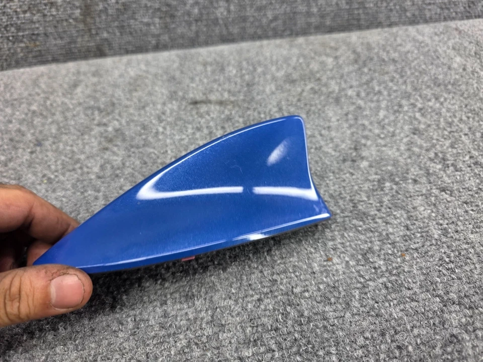 LEXUS 2021-2025 IS350 IS500 IS300 RC-F LC500 OEM ANTENA TECHO ALETA TIBURÓN 8Y6 Foto 4 de 4