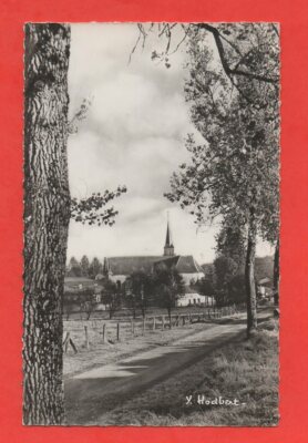 Wallfahrt von BENOITE VAUX - Blick auf Kirche und Kloster (J6644)