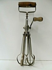VINTAGE AUSTRALIAN MADE SWIFT HAND BEATERS MIXER