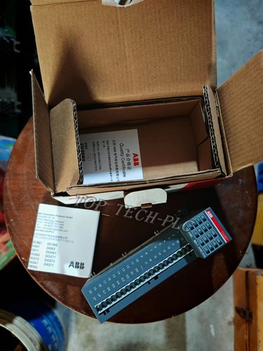 1PZ NUOVO ABB DX561 1TNE968902R2301 Modulo PLC - Foto 3 di 5