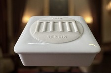 KPM Berlin Porcelain Trinket Box with medallion of the Brandenburg Gate