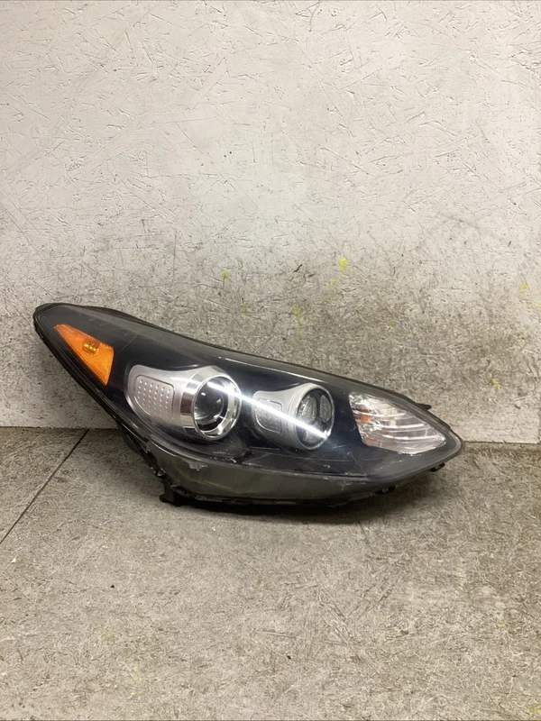 2017 - 2022 Kia Sportage Passenger Right Side Headlight Lamp OEM
