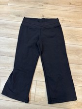 Lululemon Still Crop wide leg black size 8-10 22  Inseam