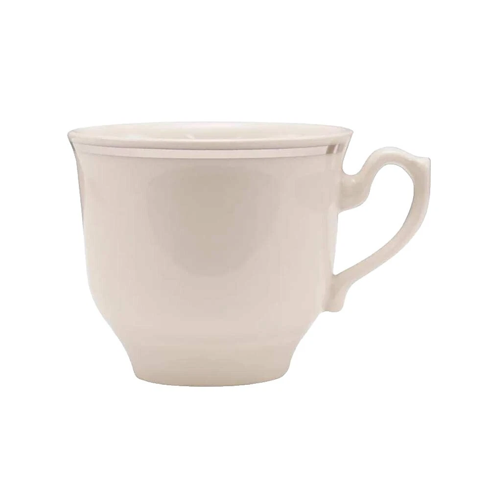 Сервисные наборы чашек для ужина белые