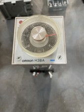OMRON H3BA-8H TIMING RELAY WITH SOCKET BASE  W555