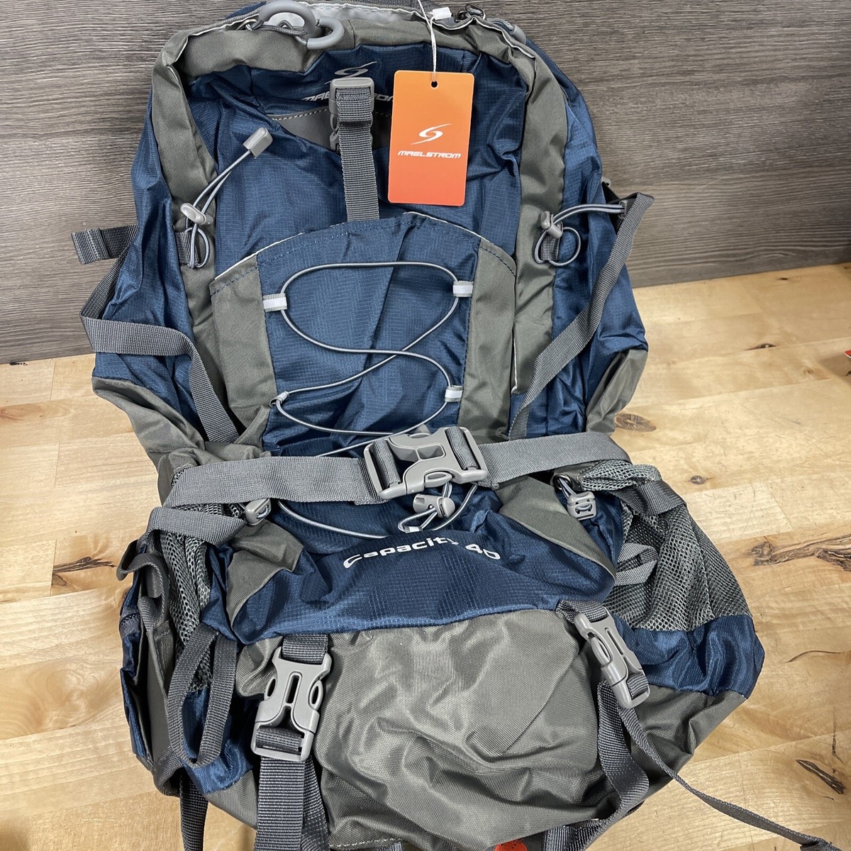 Maelstrom Hiking Daypack Backpacks 40L Blue With Rain Cover New