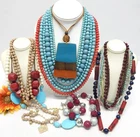 VINTAGE COSTUME JEWELRY BEADED & PENDANT NECKLACE LOT