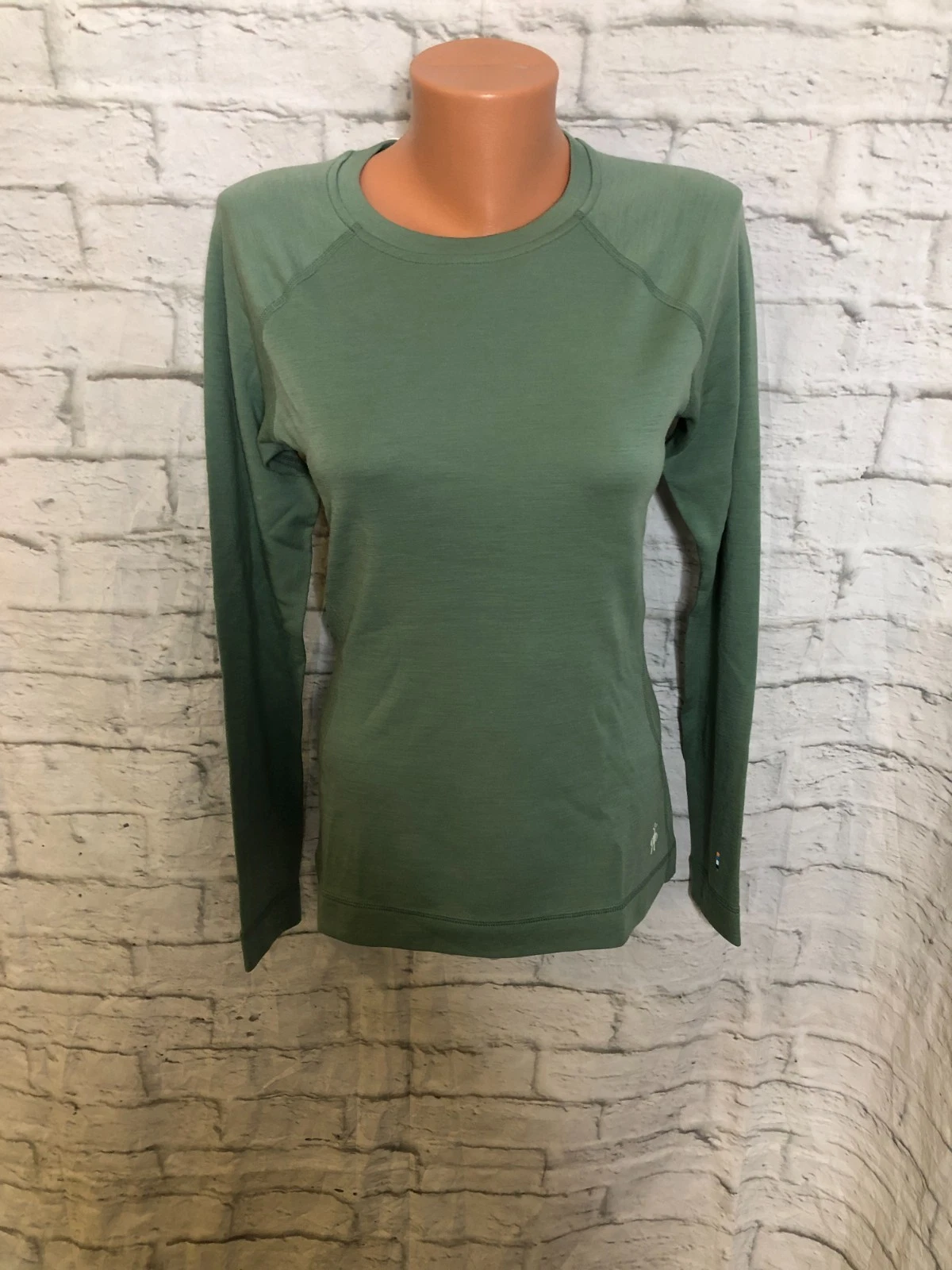 Smartwool Women's Classic Thermal Merino 250 Base Layer Top Jade Heather small
Opens in a new window