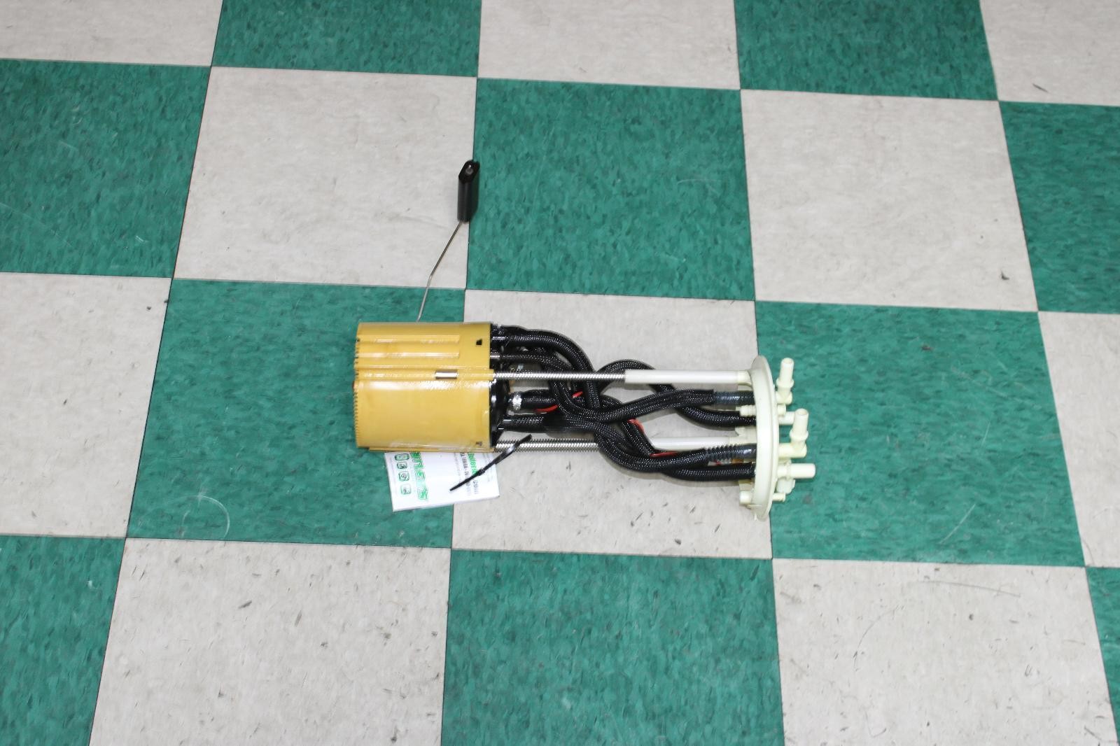 17-22 F250 6.7L Diesel Crew Tank Mounted Fuel Pump Sending Unit OEM Factory thumbnail 5