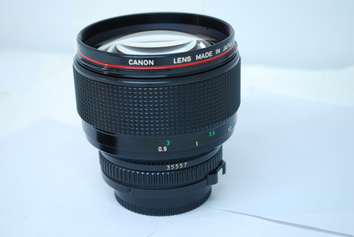NEAR MINT -Canon FD 85mm f/1.2L New FD - Portrait Prime lens from