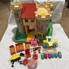 VINTAGE Fisher Price Little People Play Family Castle-DRAGON! Missing 1 throne