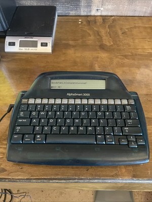 AlphaSmart 3000 Portable Digital Word Processor Typewriter